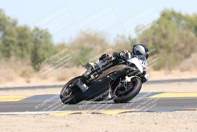 media/Apr-20-2025-CVMA (Sun) [[39090e8767]]/Race 16-Formula Middleweight/